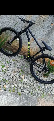 Bicicleta aro29,marca COLLI,freios a disco,com marcha da melhor marca , *