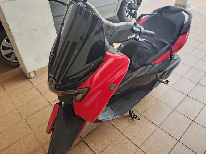 Vendo nmax 160 estado de zera
