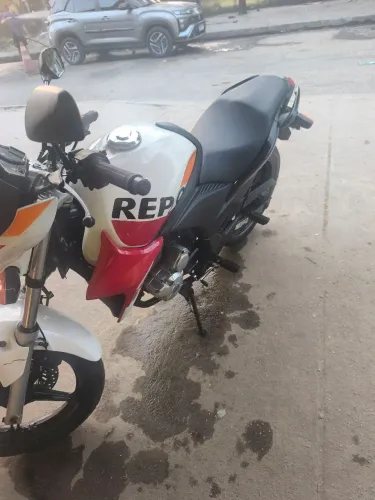 Cb300 sem nada pra fazer pronta pra transferir