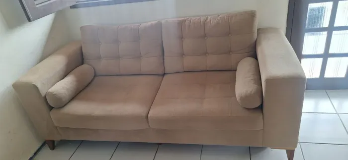 Sofá 2 lugares