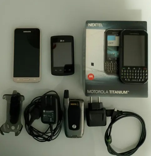 Aprelhos de celular Lote no estado para peças ou assistência