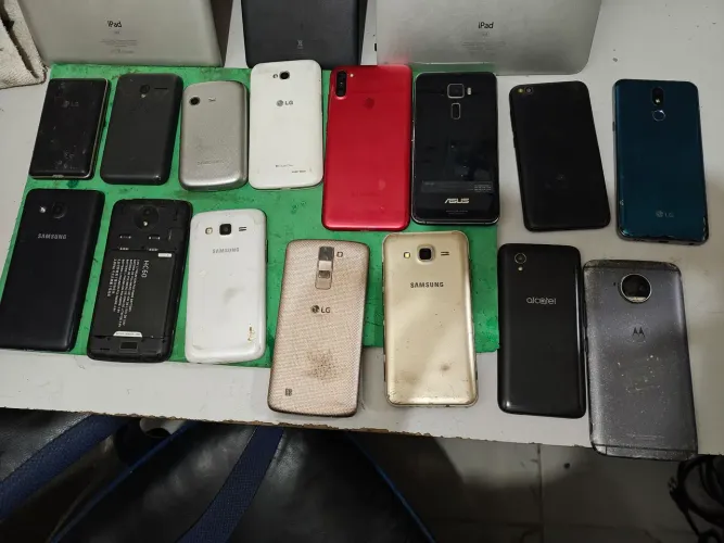 Lote de pular e tablet