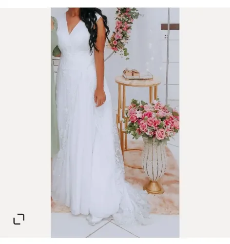 Vestido de noiva abaixo do preço para sair