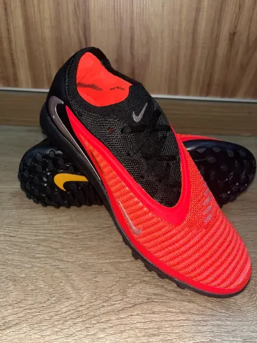 Chuteira society Nike Phantom 6 (39)