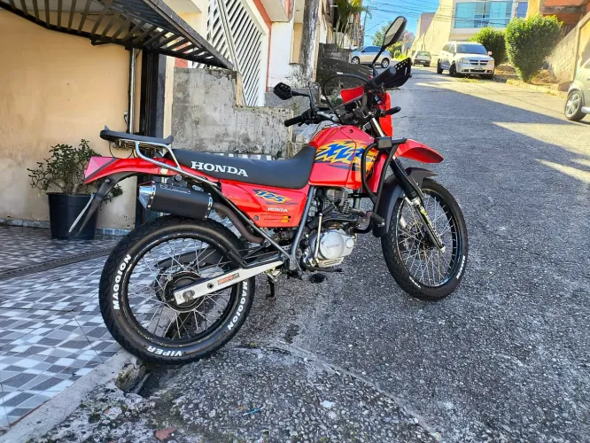 XLR ano 2002