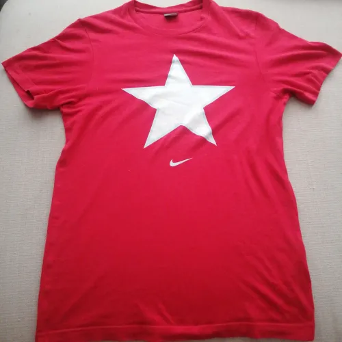 Camiseta Nike Original Leia o anúncio