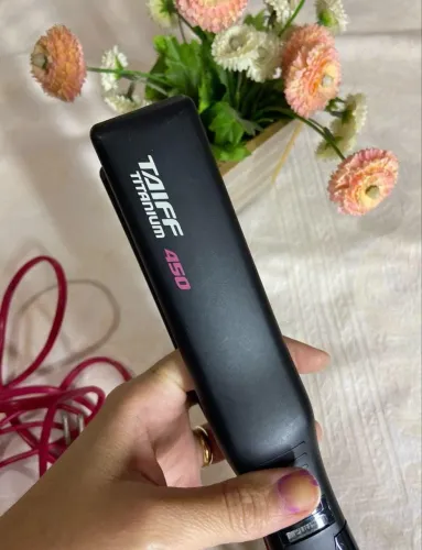 Prancha Taiff Titanium 450 Pink