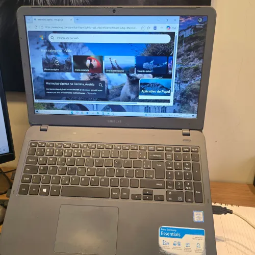 Notebook Samsung core i3 7th