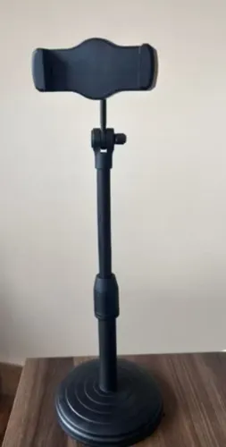 Tripé de celular