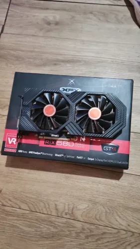 ?Placa de Vídeo XFX Radeon RX 580 8GB GDDR5 - Excelente Estado / Ótimo Custo-Benefício