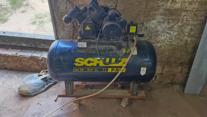 Compressor Schulz profissional 110L