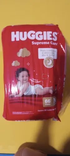 Fraldas Huggies M 66 unidades