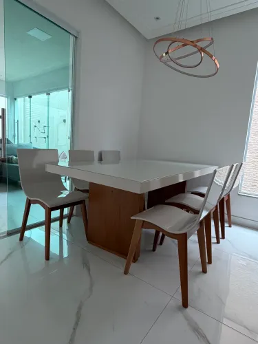 MESA DE JANTAR 6 LUGARES