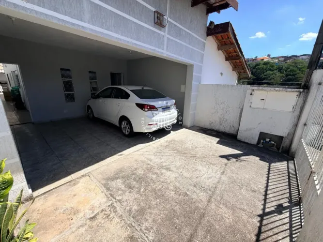 CASA Á VENDA NO JARDIM ESMERALDA - LOUVEIRA/SP