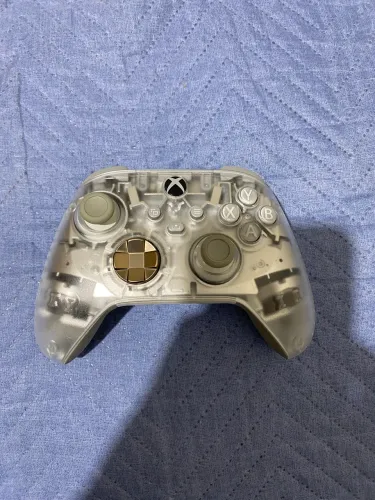Controle Xbox séries S/X em perfeito estado do com alguns detalhes