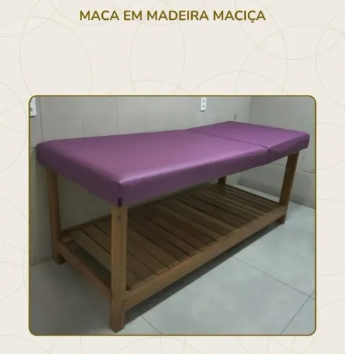 Maca de estética e massagem em madeira maciça