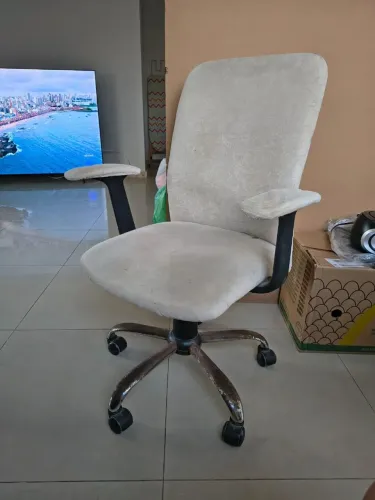 Cadeiras giratória executiva em perfeito estado