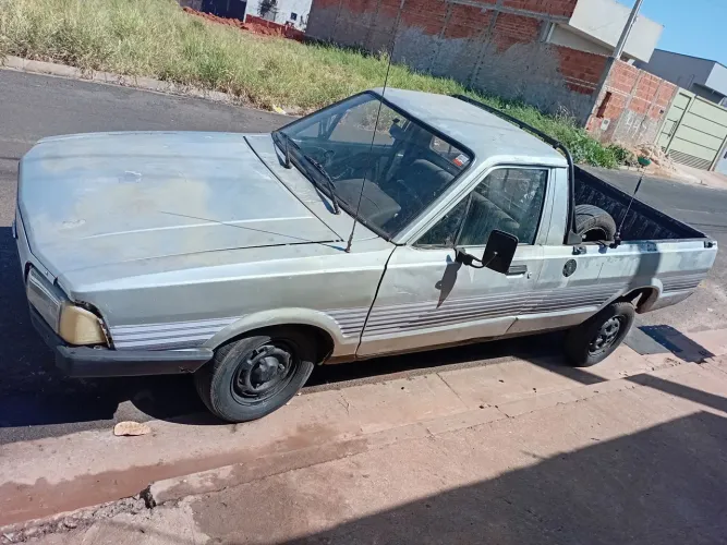 Ford Pampa GL 1.6/ 1.8 (álcool) 1987