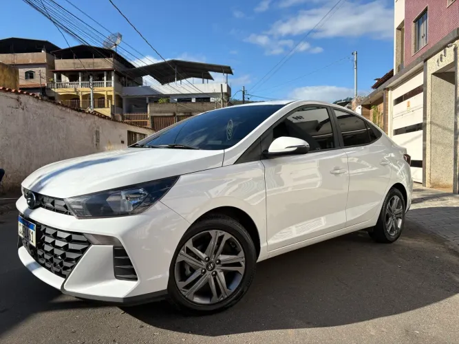 Hyundai HB20S Comfort Plus 1.0 TB Flex 12V AUT 2025
