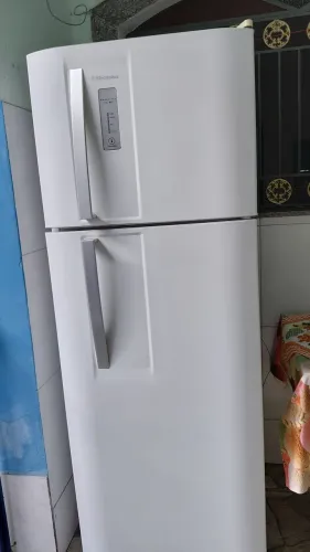 Vendo geladeira Electrolux funcionando
