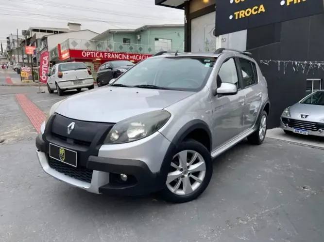 Renault Sandero Stepway Hi-flex 1.6 16V 5P Aut. 2013