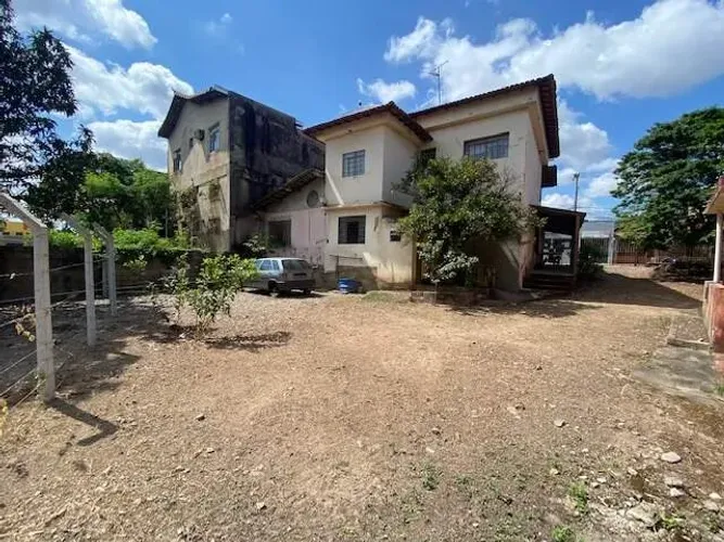 Casa à venda, 4 quartos, 5 vagas, Tirol - Belo Horizonte/MG