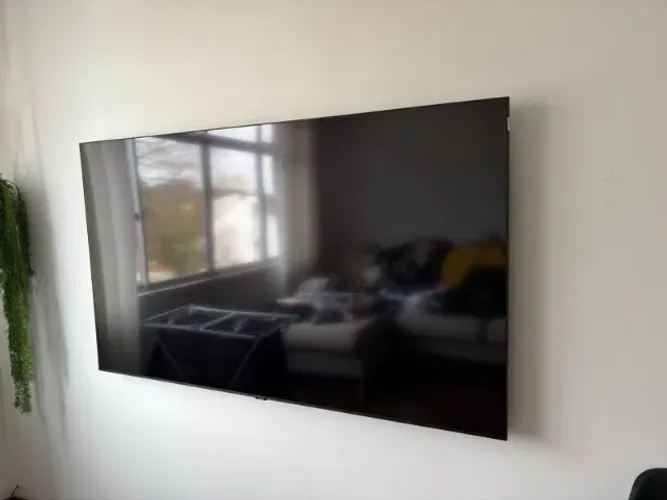TV Samsung CU7700 Defeito na tela