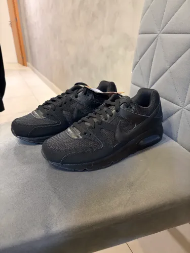 Tênis Nike air Max Command preto Tamanho 42