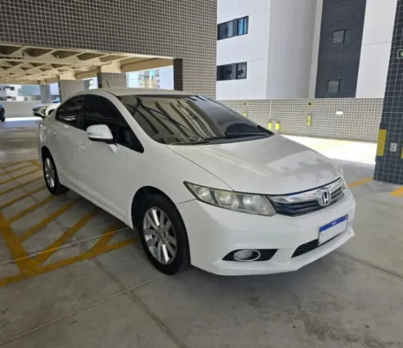 Honda Civic Sedan LXR 2.0 Flexone 16V Aut. 4P 2014