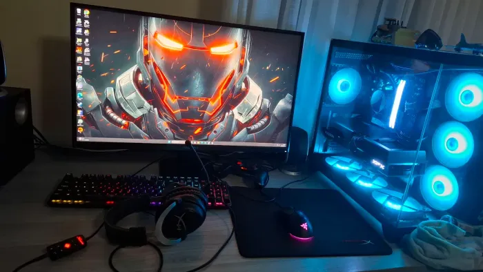 Pc 7800x3d 9070xt 32gb ddr5 monitor ips 27 180hz