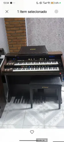 Órgão Tokai T1 litúrgico