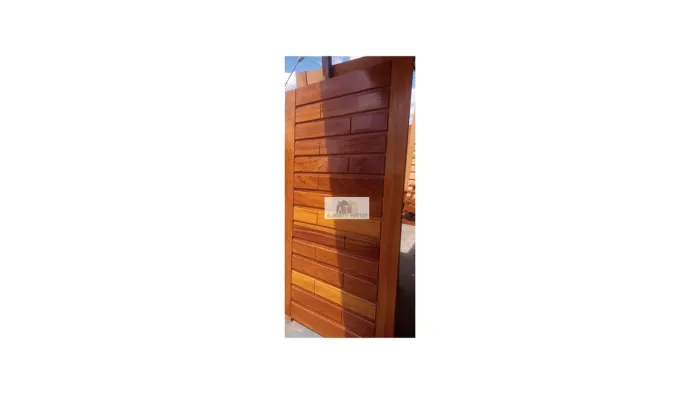 PORTA DE MADEIRA TIJOLINHO