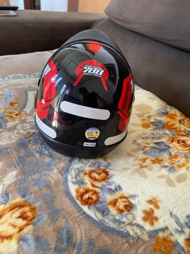 Capacete pro tork R$ 80,00