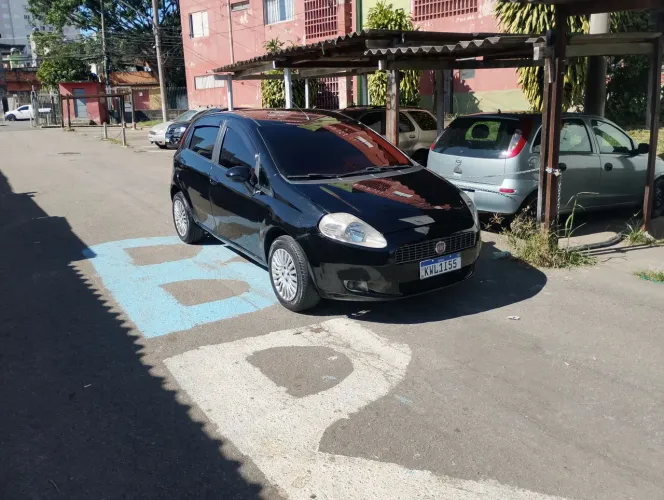 Fiat Punto ELX 1.4 Fire Flex 8V 5P 2008