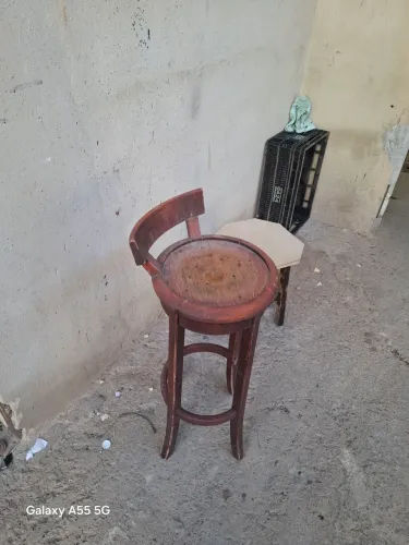 Vendo duas cadeiras usadas