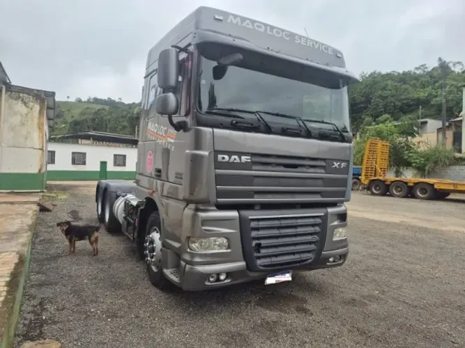 Cavalo mecânico DAF XF 105