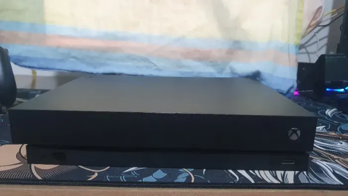 Xbox One X 1tb (Usado)