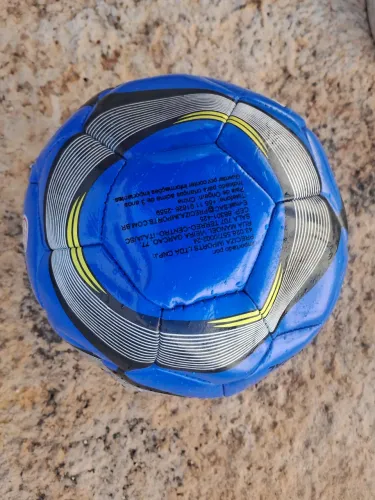 Bola vôlei ou futebol ? 