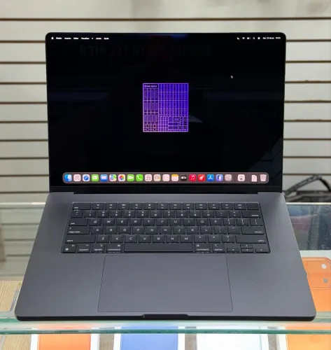 Macbook pro 16 polegadas m4 max 36gb / 1tb garantia até 04/06/2027, bateria 100% ( 36 gb )