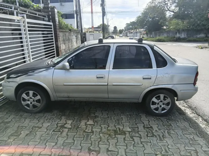 Chevrolet Corsa Sedan Super Milenium 1.0 MPFI 16V 2001