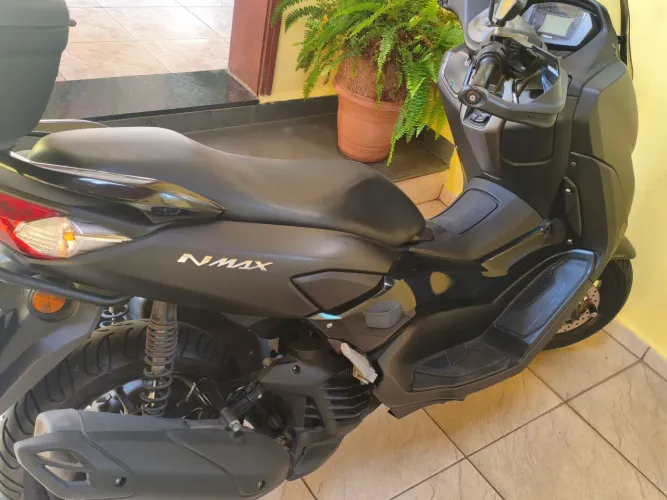 Moto Yamaha Nmax 160 automática
