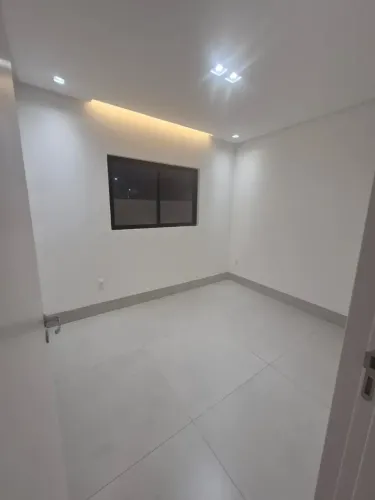 Vendo Casa com 93 M2. 03 Qtos. S/01 Suite, Piscina no Sunville.