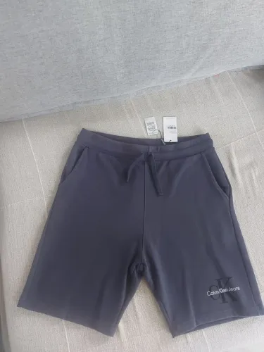 Bermuda Calvin Klein
