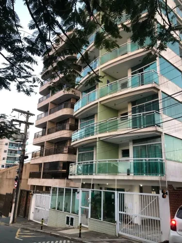 Apartamento à Venda e Locação em Glória, Macaé | 50m²