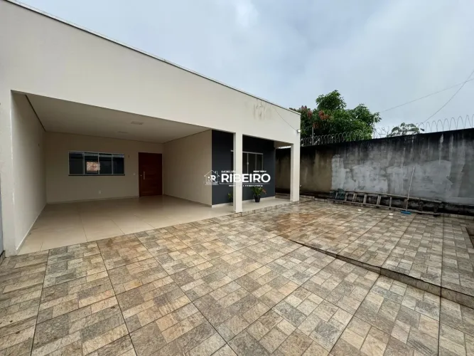 Casa de 3 Quartos (1 suíte), por R$ 435 mil, no Greenville