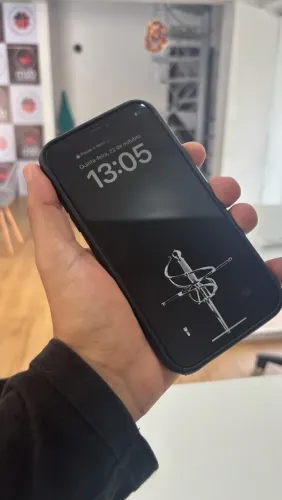 iPhone XR - Face ID?