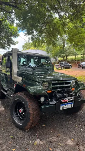 Troller T-4 4X4 2.8 TB Int. Cap. Rígida Diesel 2005