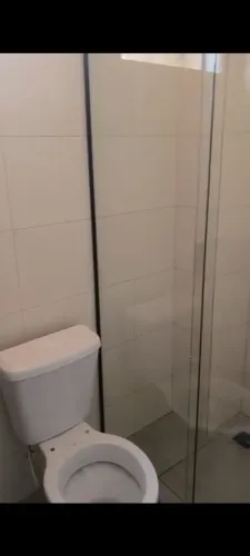 Alugo apartamento de um quarto no Aglomerado da Serra .
