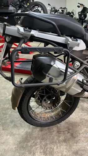 Suporte lateral givi Trekker para bmw gs 1200 e 1250