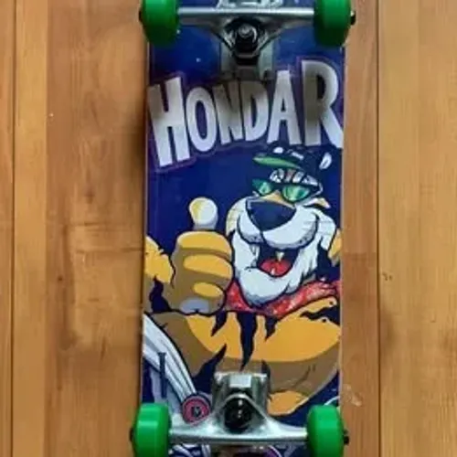 Skate montado infantil Hondar - Sucrilhos